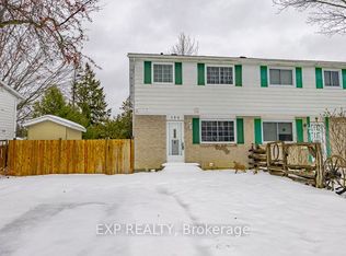 196 Old Colony Rd UNIT A, Ottawa, ON K2L 1M7