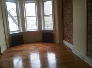 6061 70th Ave, Ridgewood, NY 11385