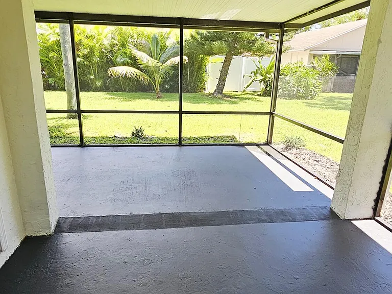 5381 Gene Cir — Photo 32