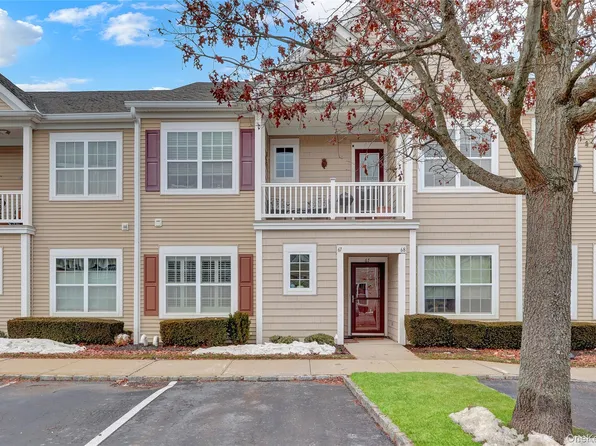 67 Warwick Drive, Massapequa, NY 11758