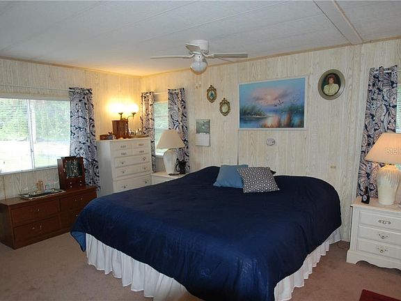 4th image of 215 Palm Meadows Dr