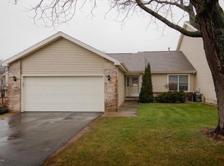 3621 Woodbridge Ln, Portage, MI 49024