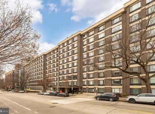 2501 Calvert St NW APT 901, Washington, DC 20008
