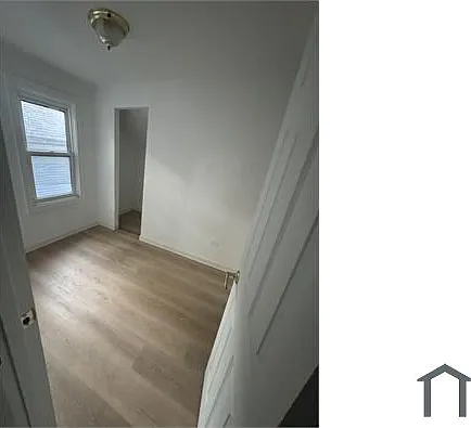 770 E Station St — Photo 6