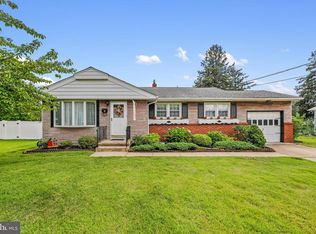 4 Chalfont St, Cinnaminson, NJ 08077