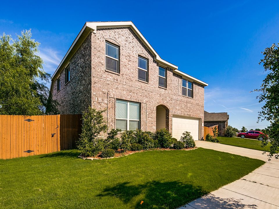 1st image of 2121 Indigo Ln