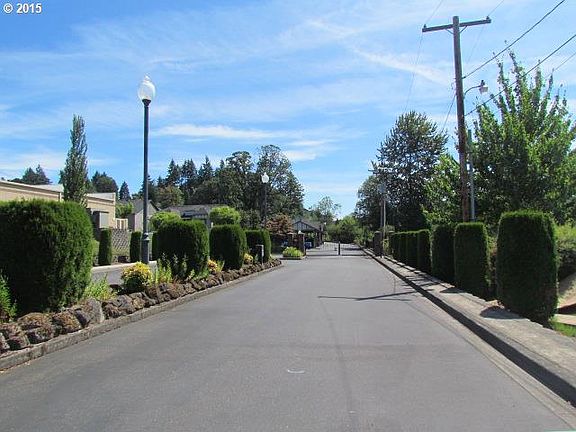 2nd image of 14019 NE 20th Ave #B9