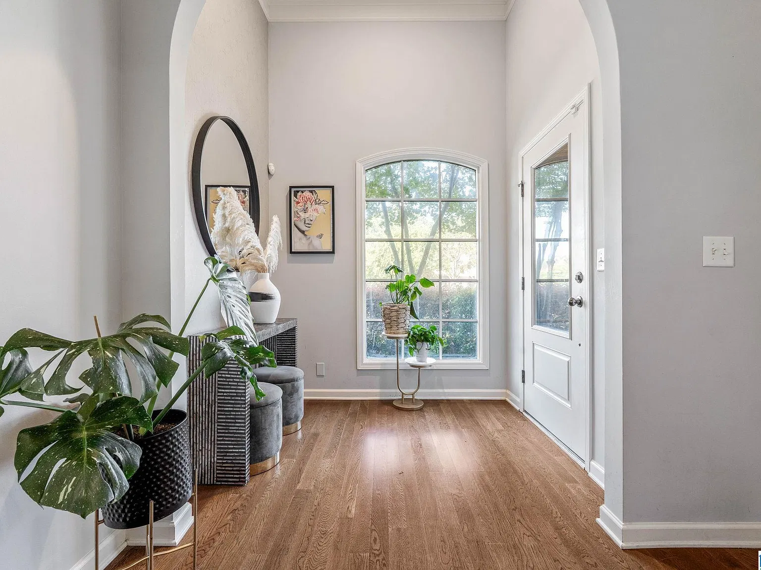 4 bed, 2.5 bath, 2899 sqft, $3,600 — Photo 4