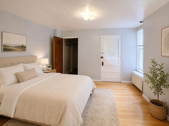 3rd image of 5432 Baywood St APT 1