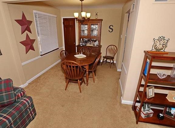 5th image of 10108 Newbold Dr