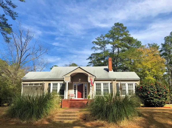 246 Skyline Dr, Rockingham, NC 28379