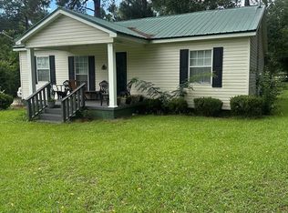 410 Hollis St SW, Pelham, GA 31779