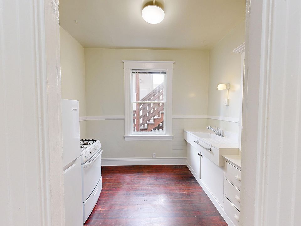 1st image of 708 Oak St #6471523