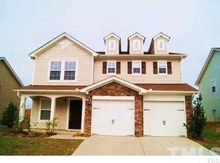 392 Averasboro Dr, Clayton, NC 27520