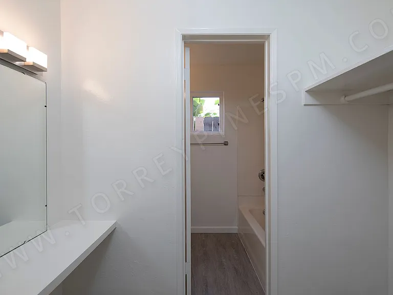 1128 Felspar Street — Photo 5