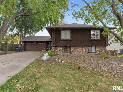 5721 Taylor St, Davenport, IA, 52806