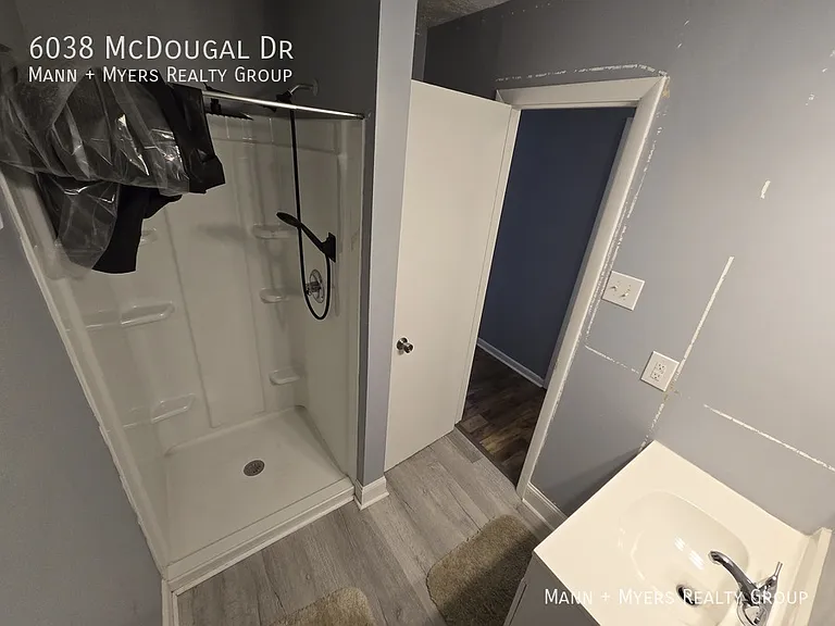 6038 McDougal Dr — Photo 12