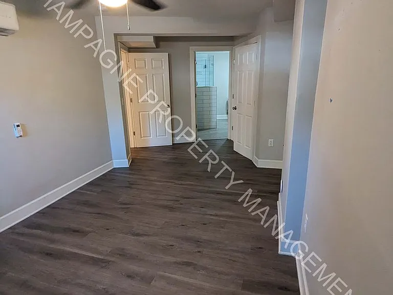 920 Ward Pkwy — Photo 24