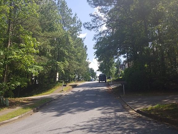 4th image of 3529 Quiet Creek Ct SW