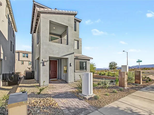 1501 Little Penguin St, Las Vegas, NV 89138