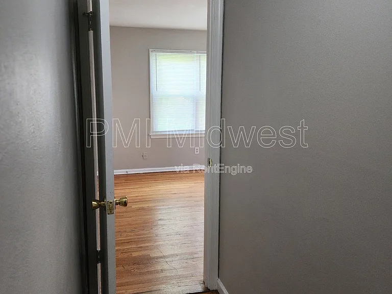 354 S Biltmore Ave — Photo 16