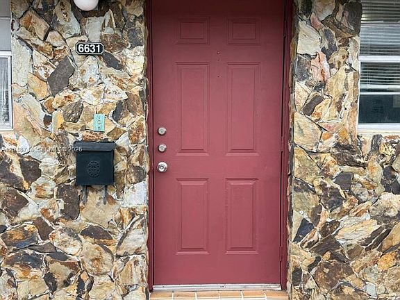 3rd image of 6631 SW 41st Pl #43
