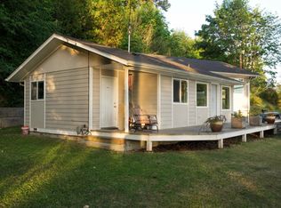 3250 Tracyton Beach Rd NW, Bremerton, WA 98310