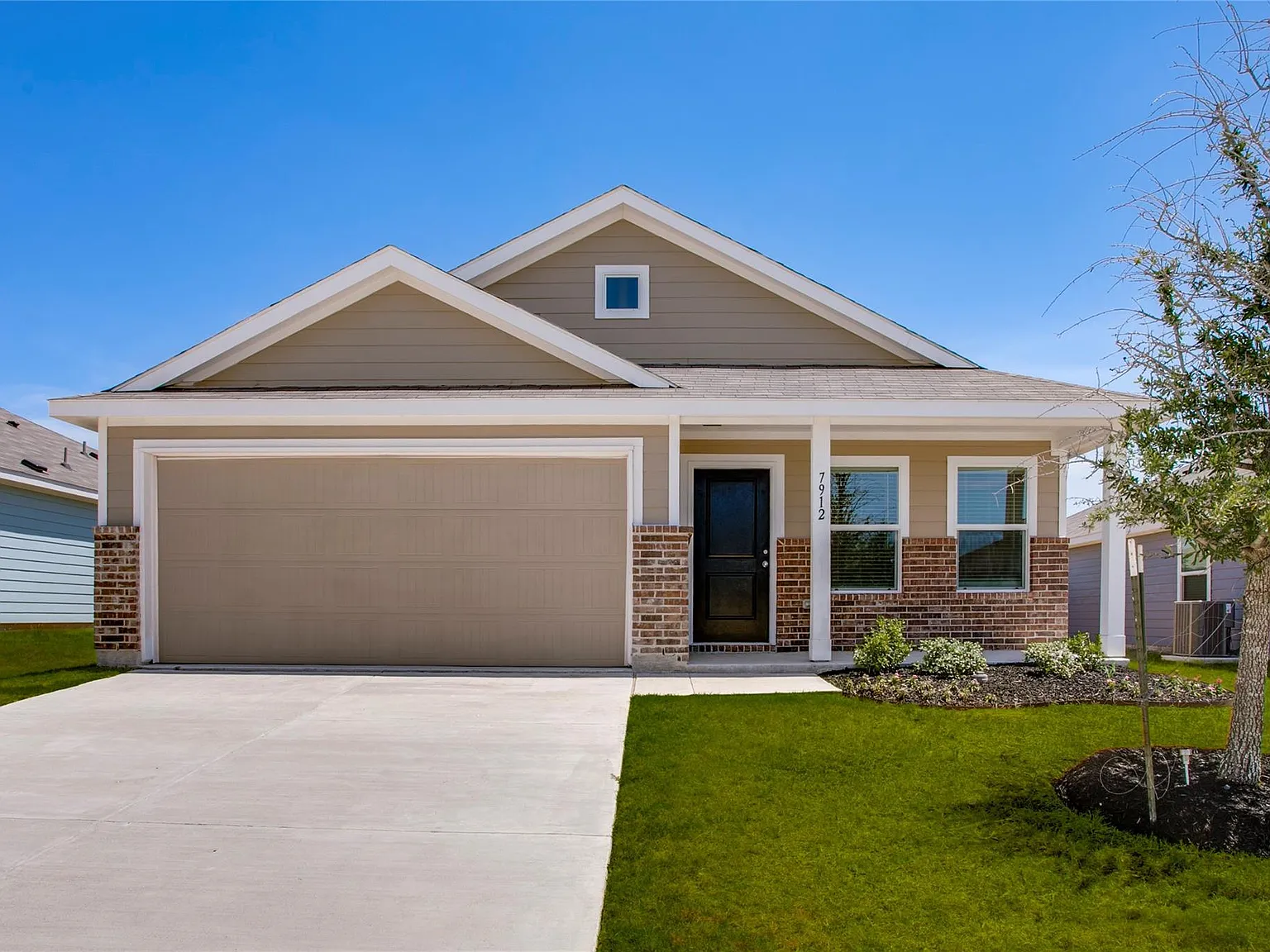 3 bed, 1267 sqft, $2,250 — Photo 3