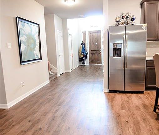 4th image of 4726 Abergavenny Dr
