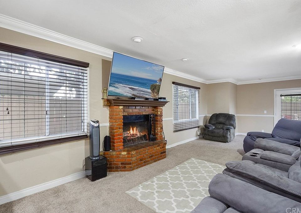 1st image of 12076 Kenney St