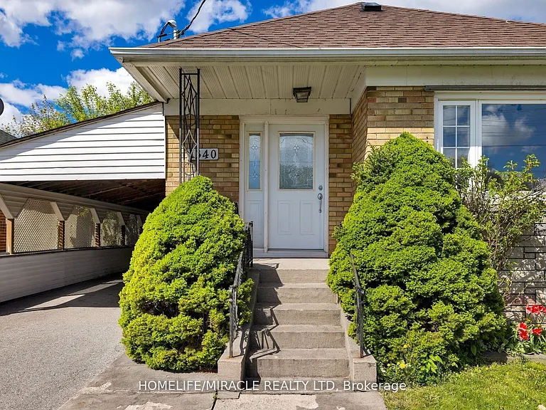 1340 Warden Ave #BASEMENT — Photo 2