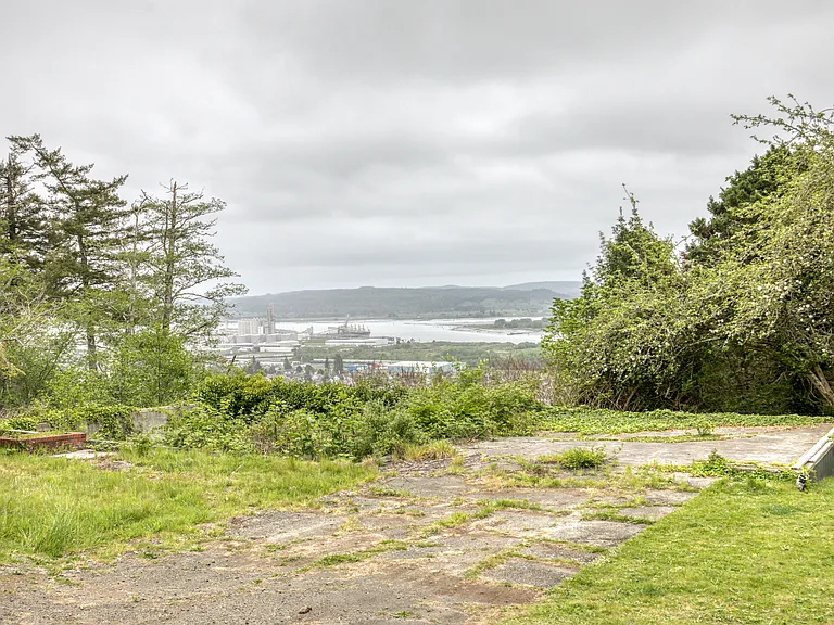 Beacon Hill Dr — Photo 19