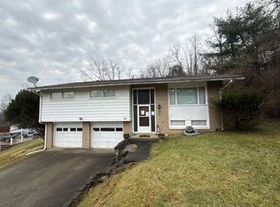 34 Moyer Ave, Charleroi, PA 15022