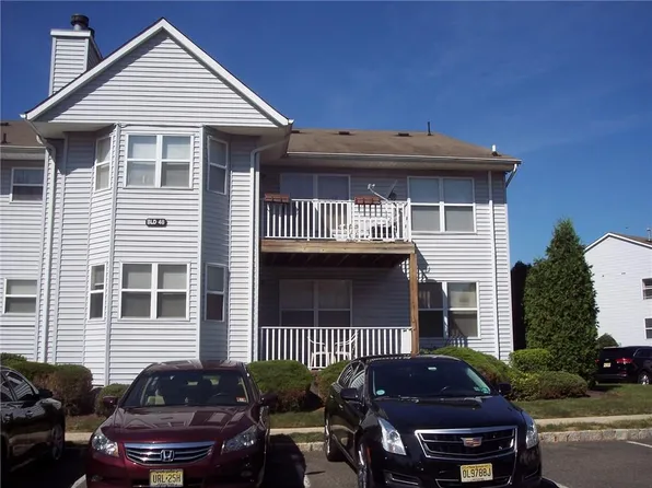 338 Ventnor Ct, Piscataway, NJ 08854