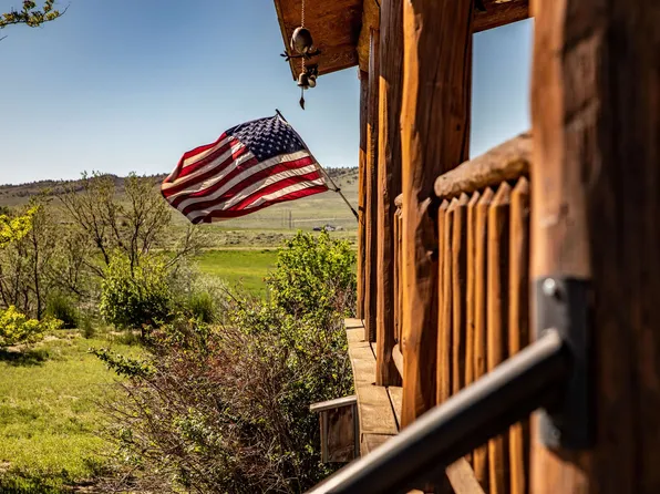 93 Tapadero Ln, Cody, WY 82414