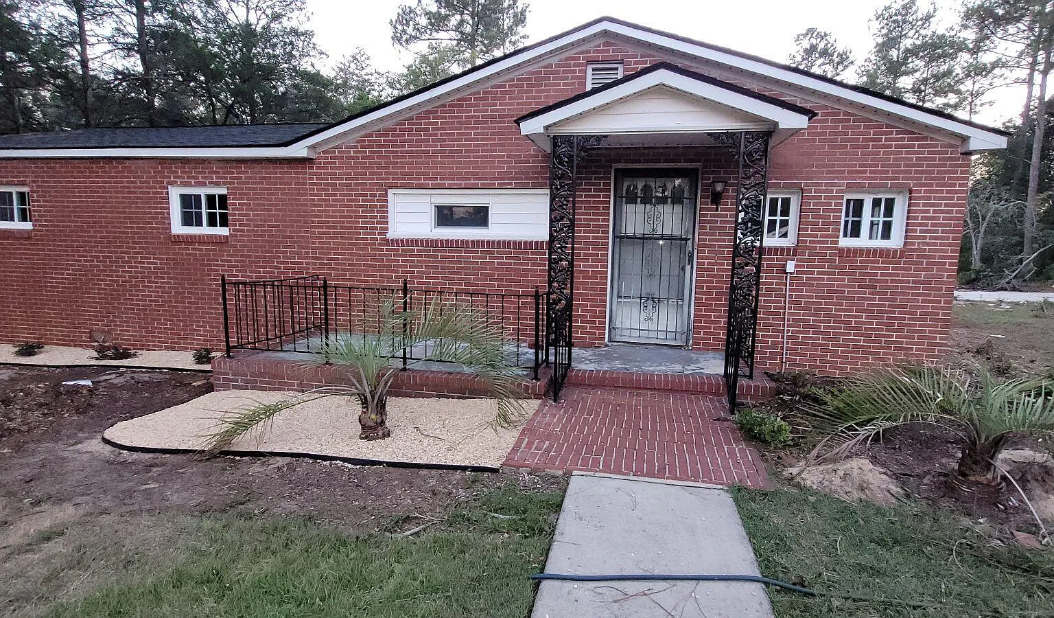 3 bed, 1.5 bath, $1,500 — Photo 1