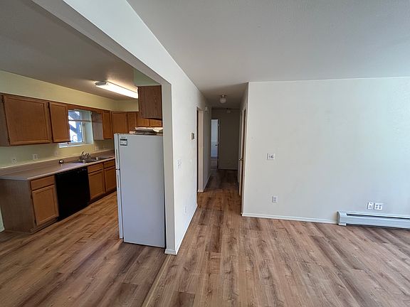 4th image of 213 E 7th Ave APT B