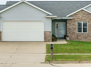 509 Kaitlynn Ave, Anamosa, IA 52205