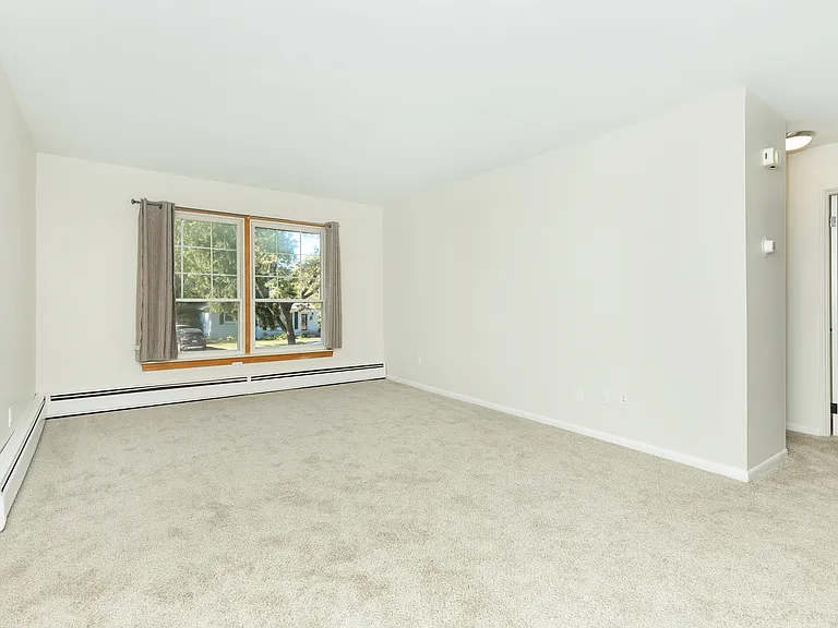 3220 Shenandoah Dr #12 — Photo 5