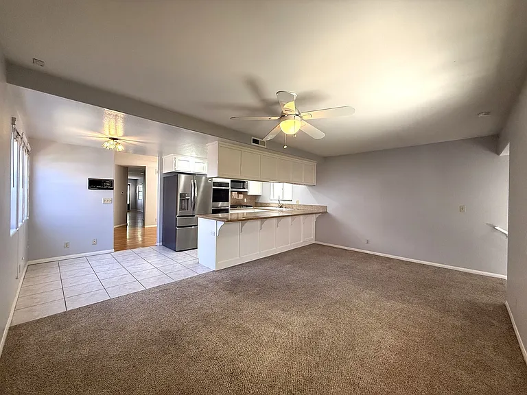 432 E Ave — Photo 10