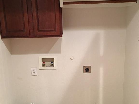 2nd image of 8920 Paradise Dr