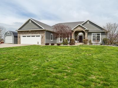 6627 Naomi Rd, Eau Claire, MI, 49111