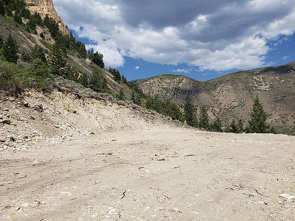 4th image of 10829 N Warm Springs Loop