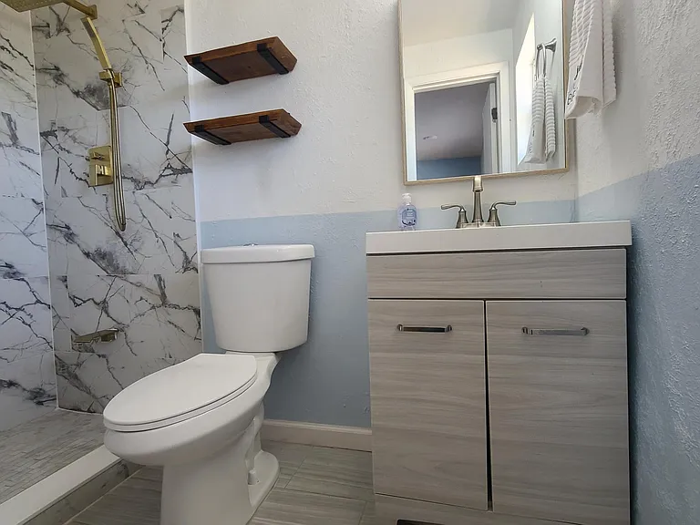 2222 Harvard Rd — Photo 15