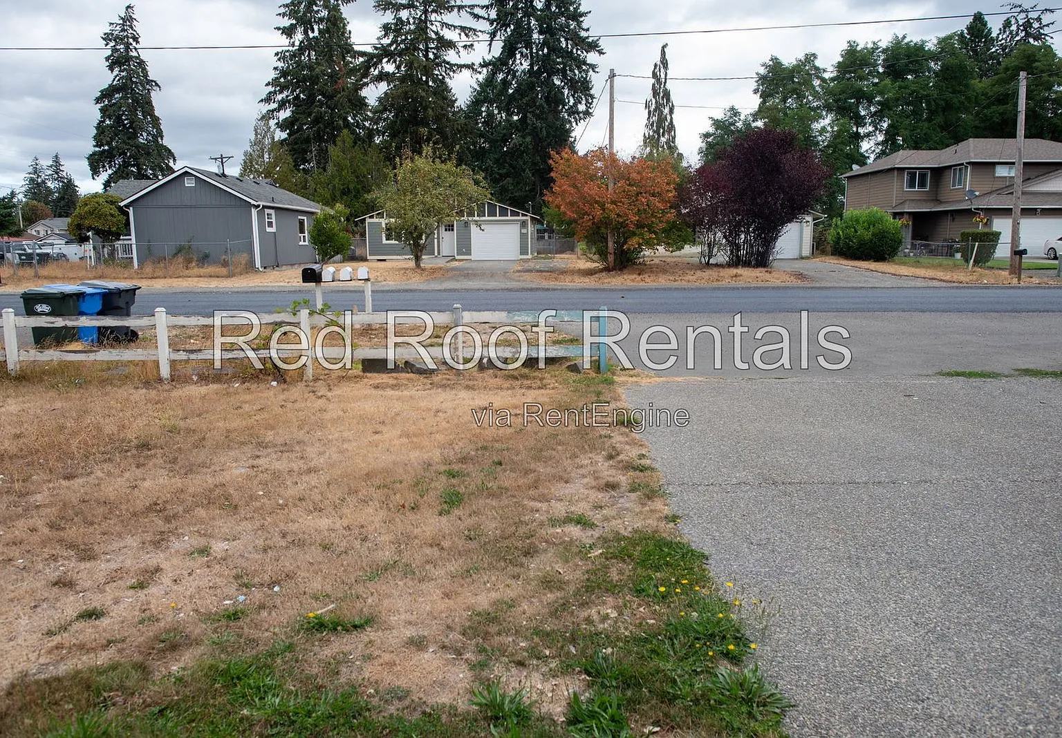 3 bed, 2.5 bath, 1400 sqft, $2,200 — Photo 4