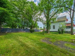 25 Windsor Ave, Vauxhall, NJ 07088