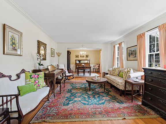 2nd image of 126 Cardiff St