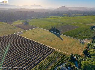 838 Dry Creek Rd, Healdsburg, CA 95448