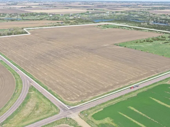 273 Street, Harrisburg, SD 57032