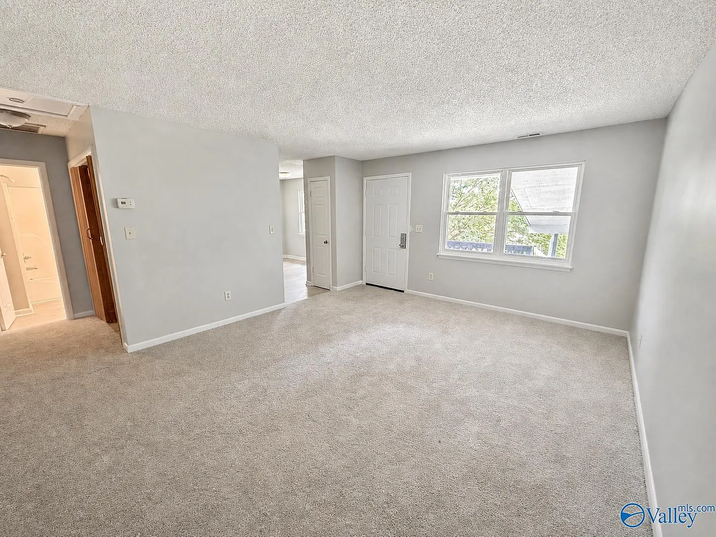 2 bed, 1.0 bath, 700 sqft, $850 — Photo 3